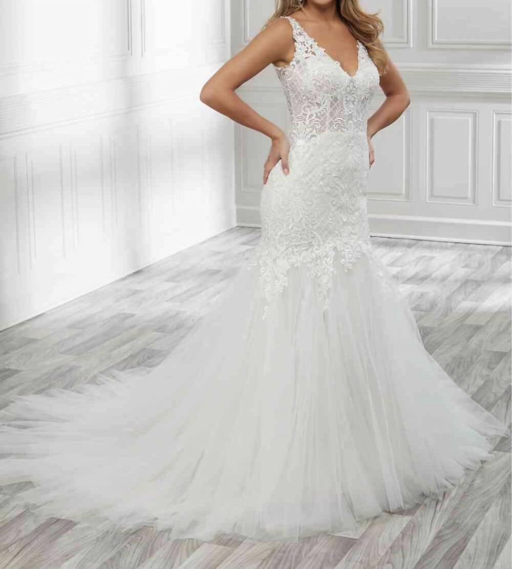NEW HOUSE OF WU mermaid fit wedding gown in ivory/ivory/nude